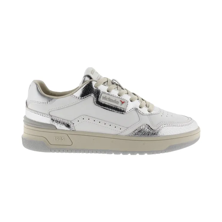 Victoria Grey (880012114)