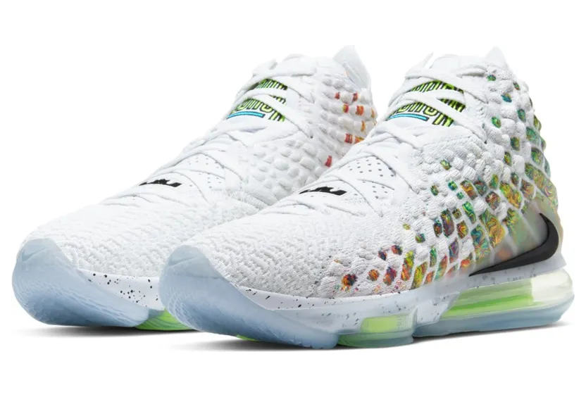 LeBron 17 Wit (BQ3177-100)