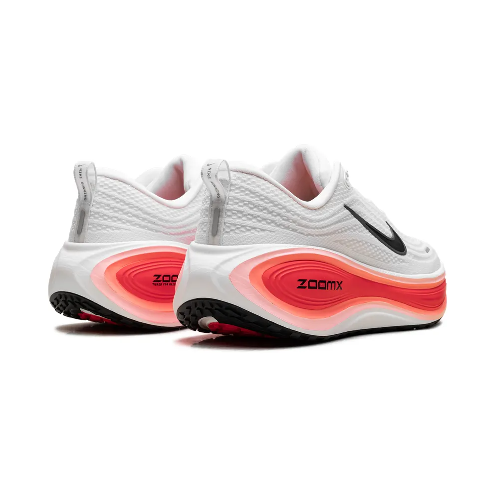 Nike Vomero Plus “White / Bright Crimson” (HV8150-100)