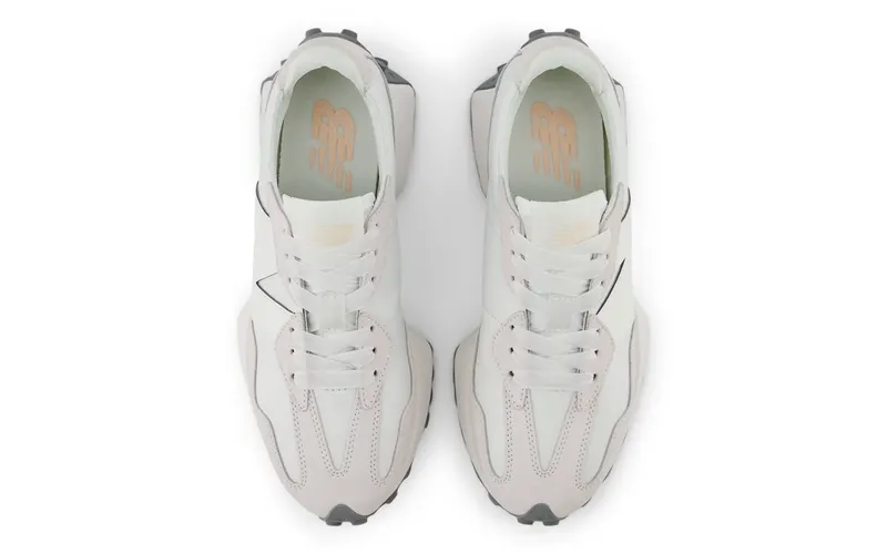 New Balance 327 Sea Salt Reflection (WS327MT)