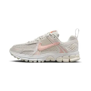 Nike Zoom Vomero 5 “Phantom / Light Orewood Brown / White / Echo Pink” (HF6998-003)