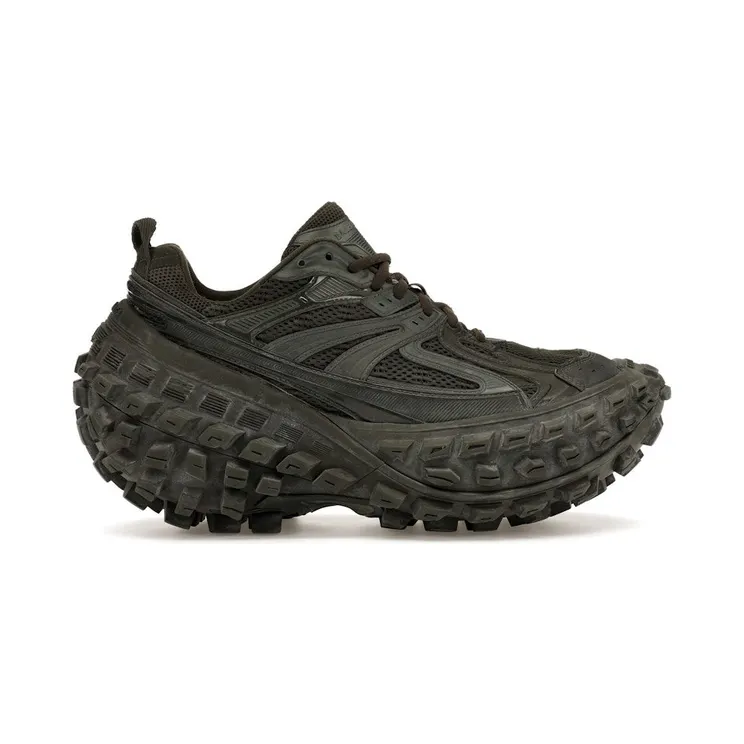 Balenciaga Defender Green (685613W2RA63000)