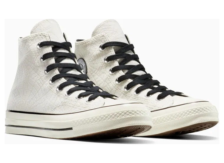 converse-chuck-taylor-all-star A15612C