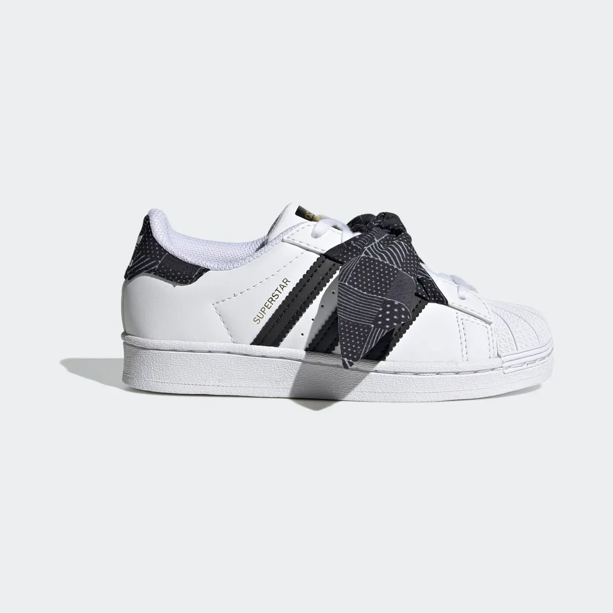 adidas-superstar Q47379