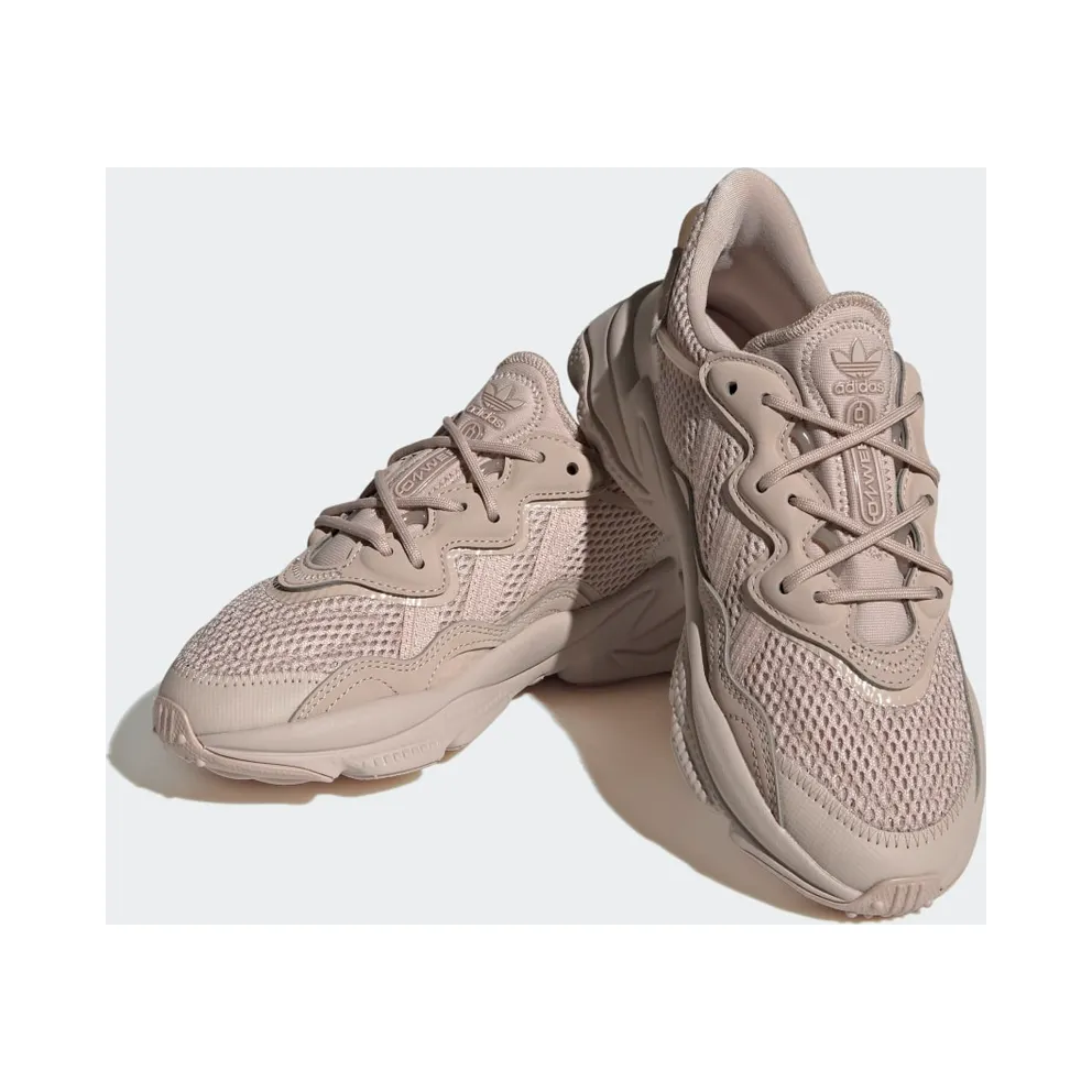 Adidas OZWEEGO Wonder Taupe / Wonder Taupe / Cloud White (HQ1621)