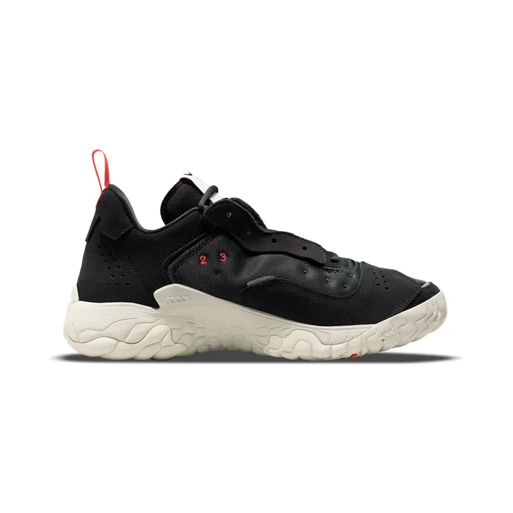 air-jordan-delta CV8121-012