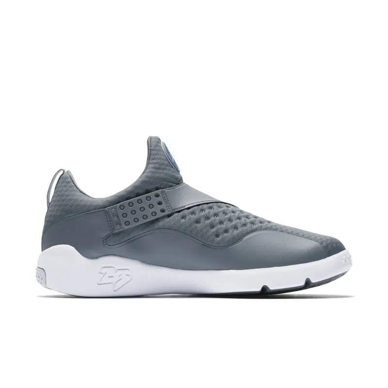 Jordan Trainer Essential Cool Grey (888122-014)