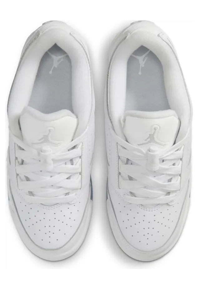 jordan-sneaker IO1866-101