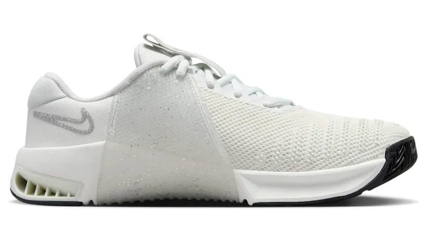 nike-metcon FQ7217-101