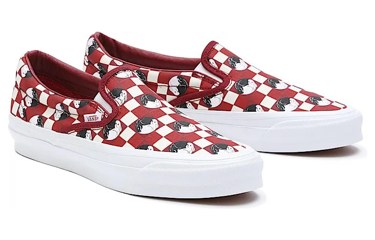 Vans OG Classic Slip-On LX Year of The Rabbit Red (VN0A32QNRED)