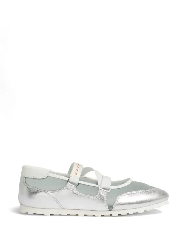 Marni Sneakers mit überkreuzten Riemen – Silber (SNZW020900P7709)