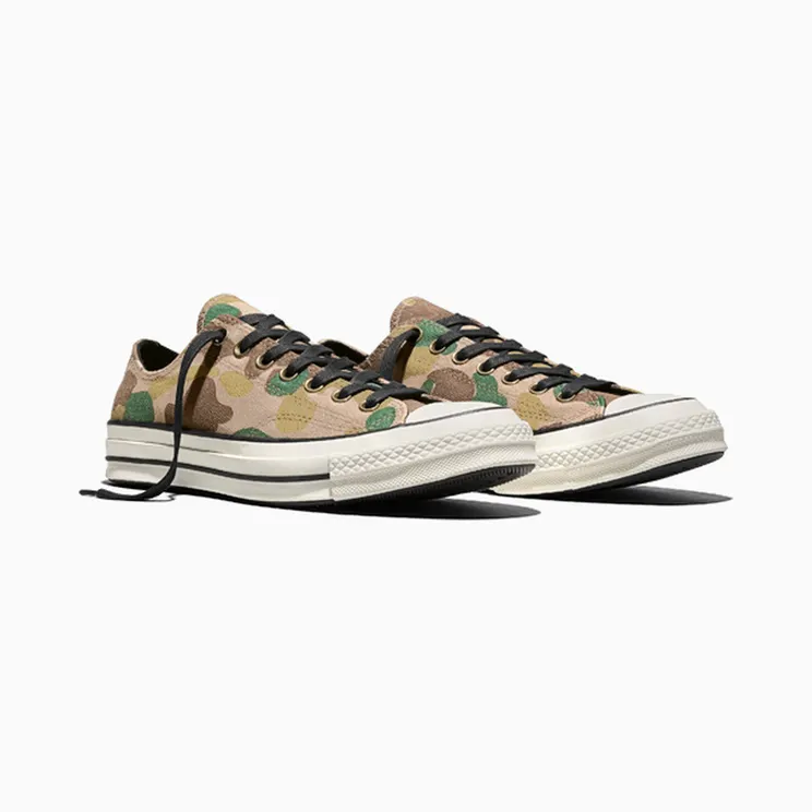 converse-chuck-taylor-all-star A19220C