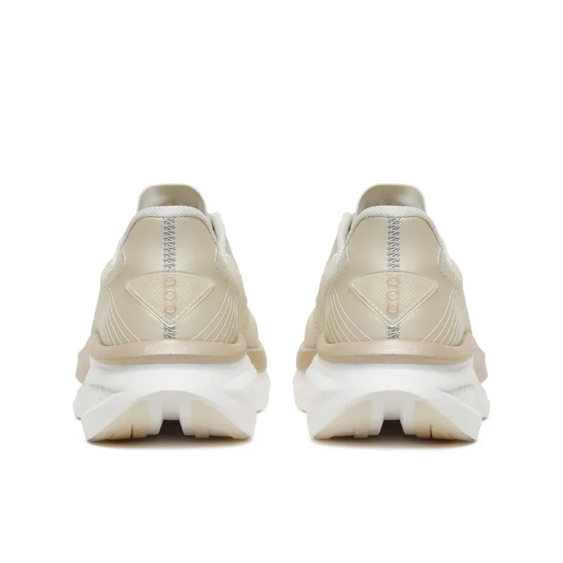 SAUCONY Endorphin Azura “Eggshell / Ivory” (S101348-1003)