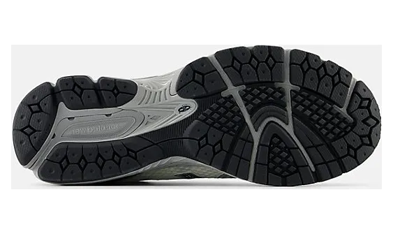 new-balance-860 ML860GO2