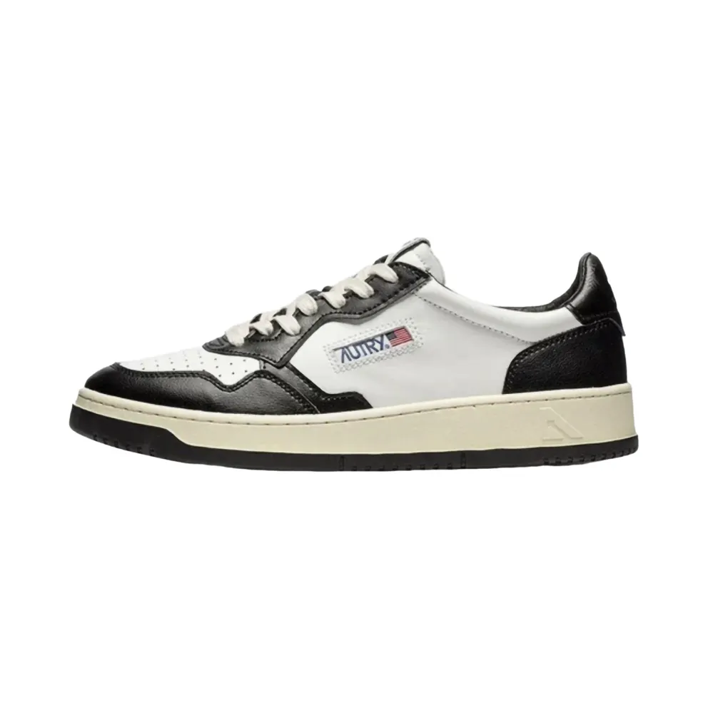 Autry Medalist Low White / Black (AULMWB01)