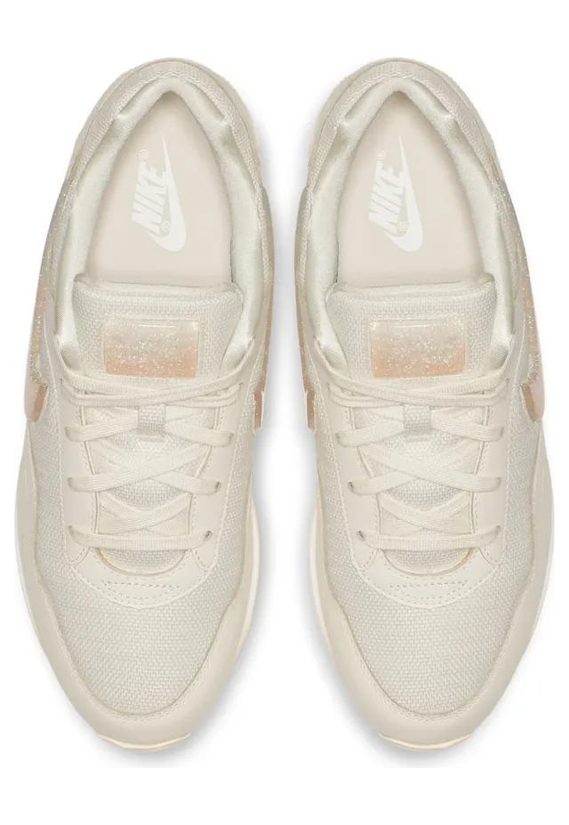 nike-outburst AQ0086-100