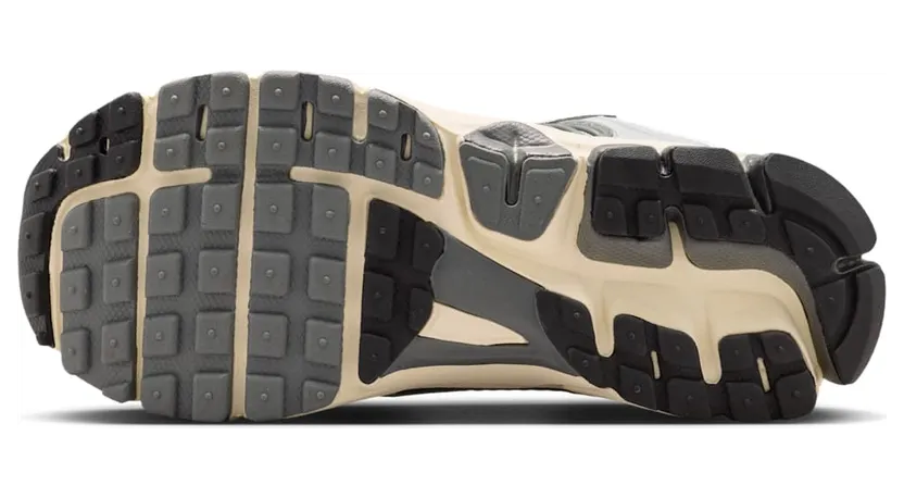 nike-vomero IM9467-002