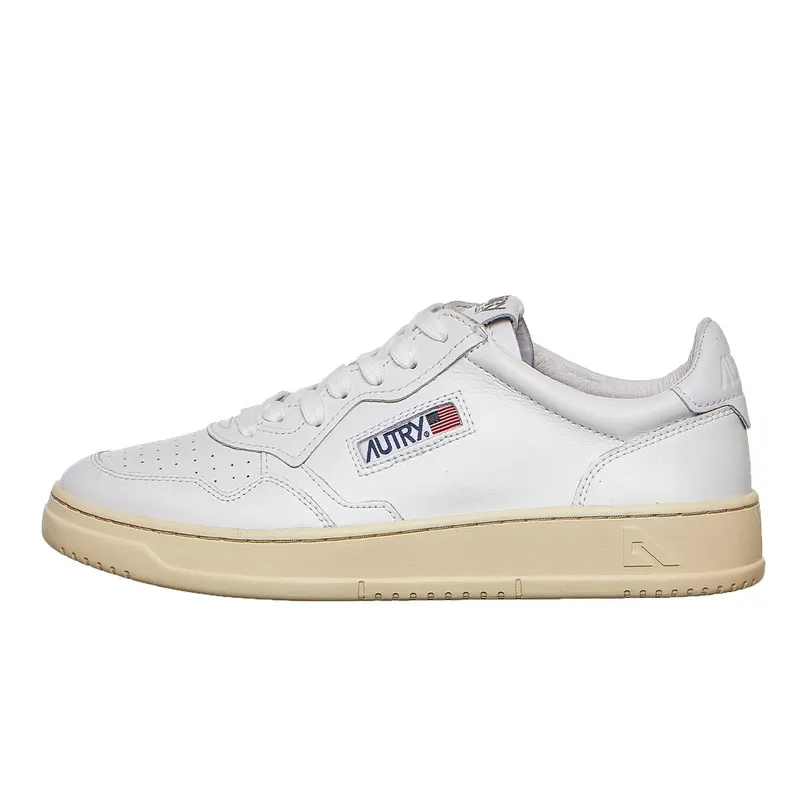 Autry Medalist Low White White (AULMLL15)