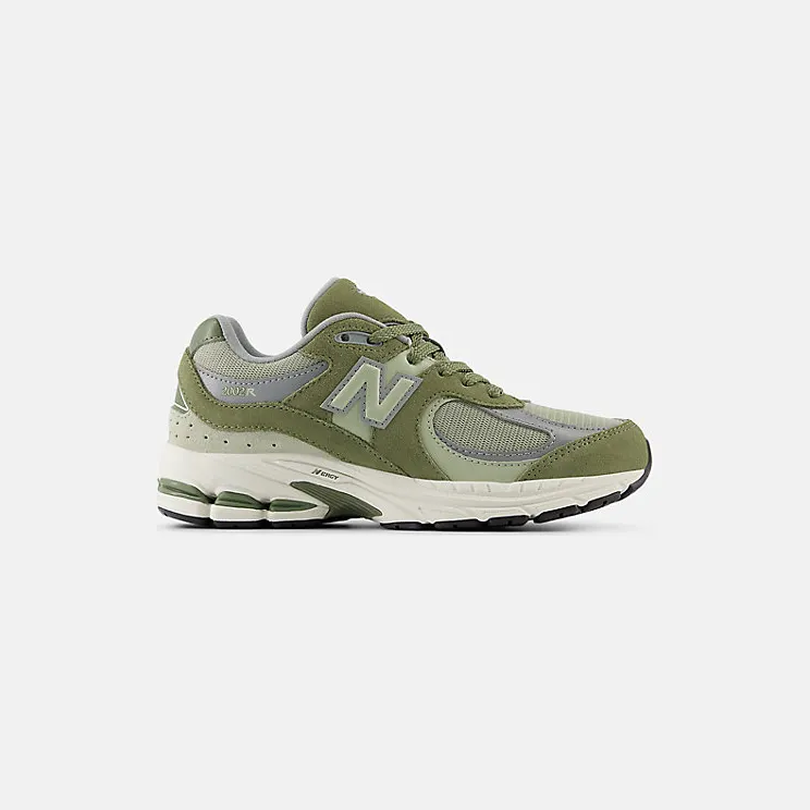 New Balance 2002R Dark Olivine (GC2002CA)
