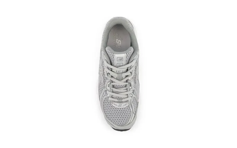 New Balance 740 Grey