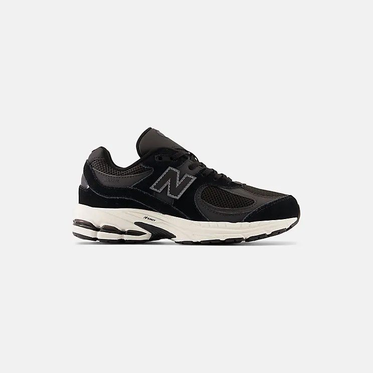 New Balance 2002R GS “Black” (GC2002BK)