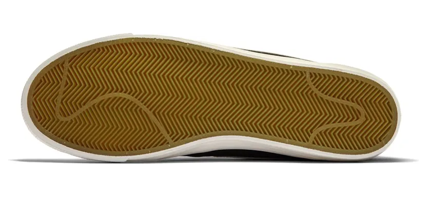 nike-sb 704939-001
