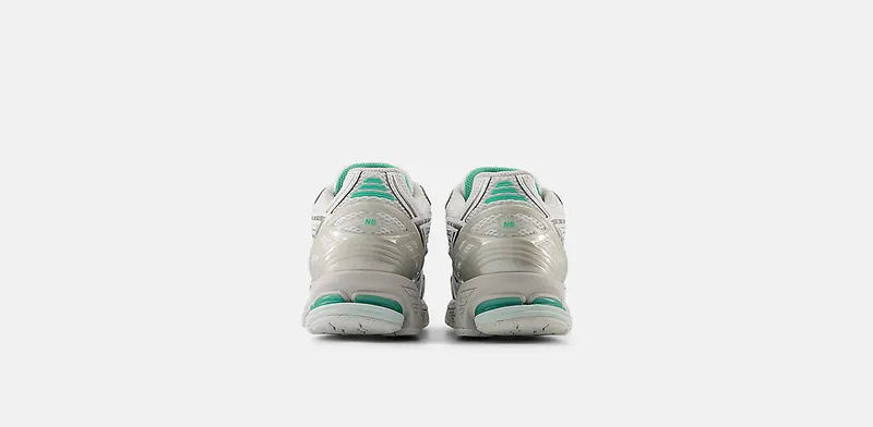New Balance 1906R “Deep End White” (U19061HV)