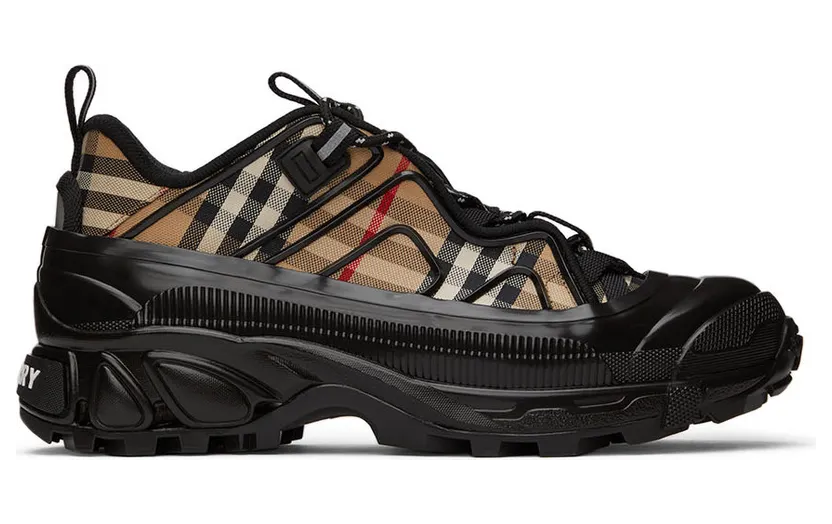 Burberry Black & Beige Arthur Check Sneakers (8056921)