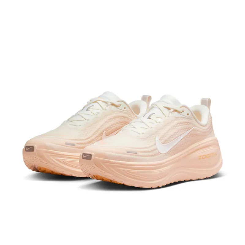 Nike Vomero Plus “Guava Ice Orange Chalk” (HV8154-801)