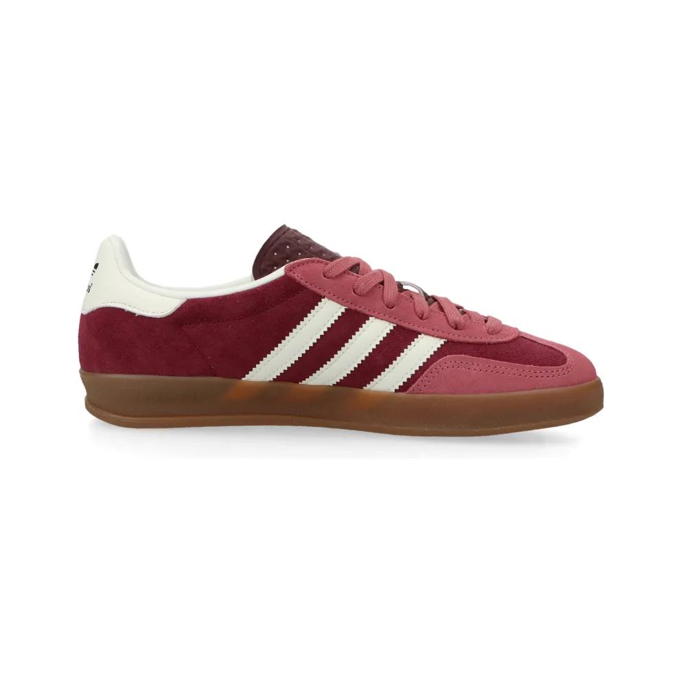 adidas Gazelle Indoor (maroon / cloud white / preloved crimson) – IF9647