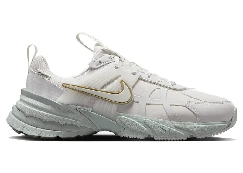 Nike V2K Run Gore-Tex Platinum Tint Light Silver (FZ2622-004)