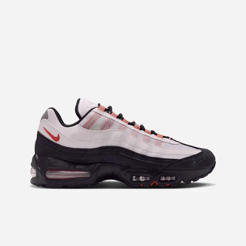 Nike Air Max 95 GORE-TEX “Light Bone”: een 95 voor het natte seizoen