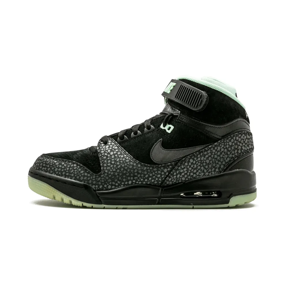 Nike Air Revolution ‘Loverution Pack’ (623448-001)