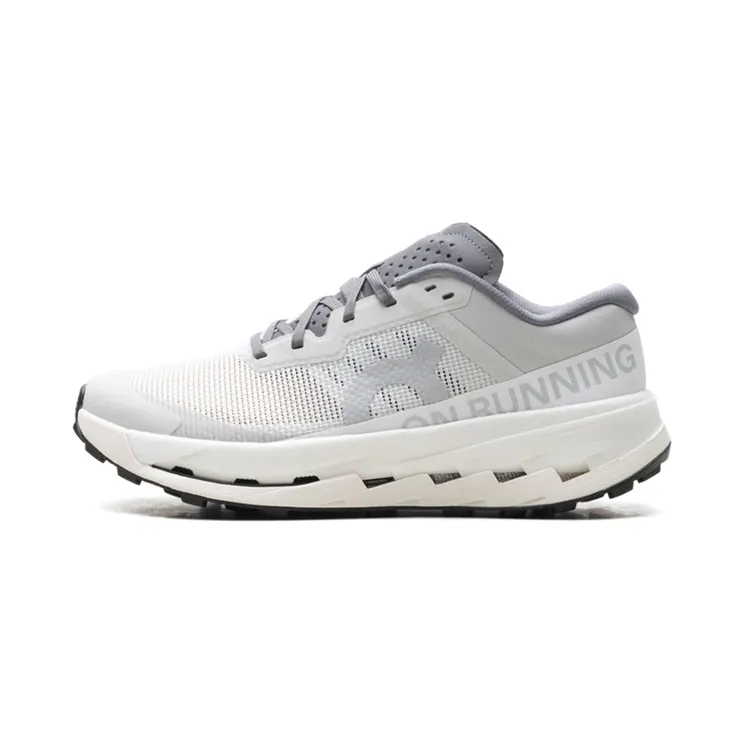 On Running Cloudultra 3 “Rock / White” (3WF30113620)