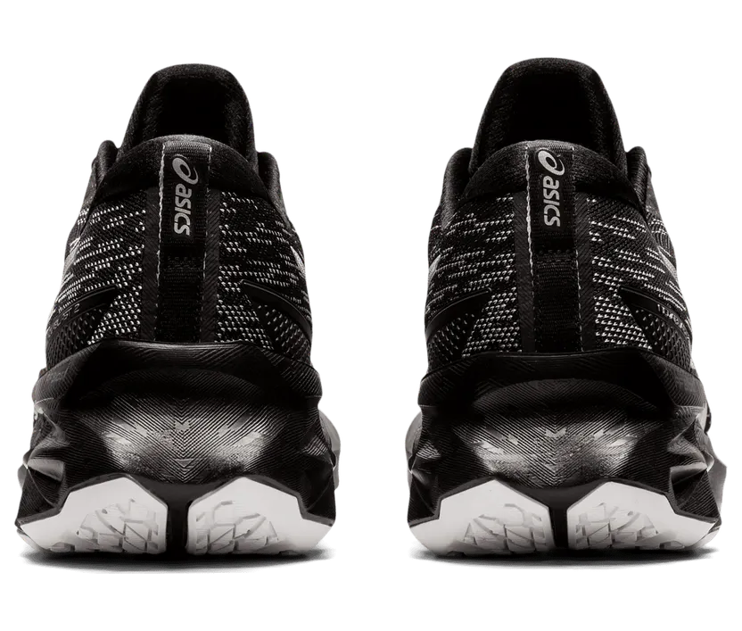 asics-novablast 1011B192.001