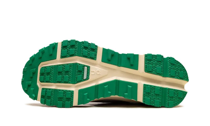 On Running Cloudultra “Rhubarb Ray” (44.98321)