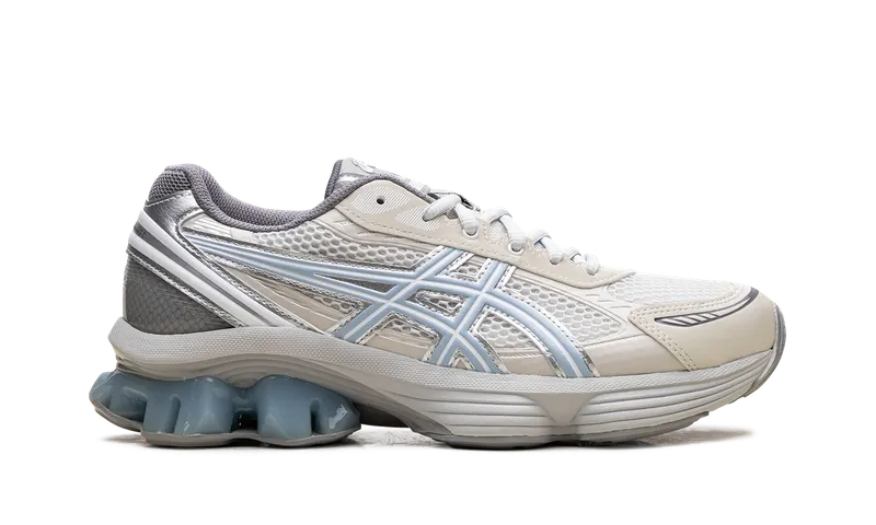 Asics Gel-Kinetic Fluent “EMMI – Cream / Soft Sky” (1203A958-100)