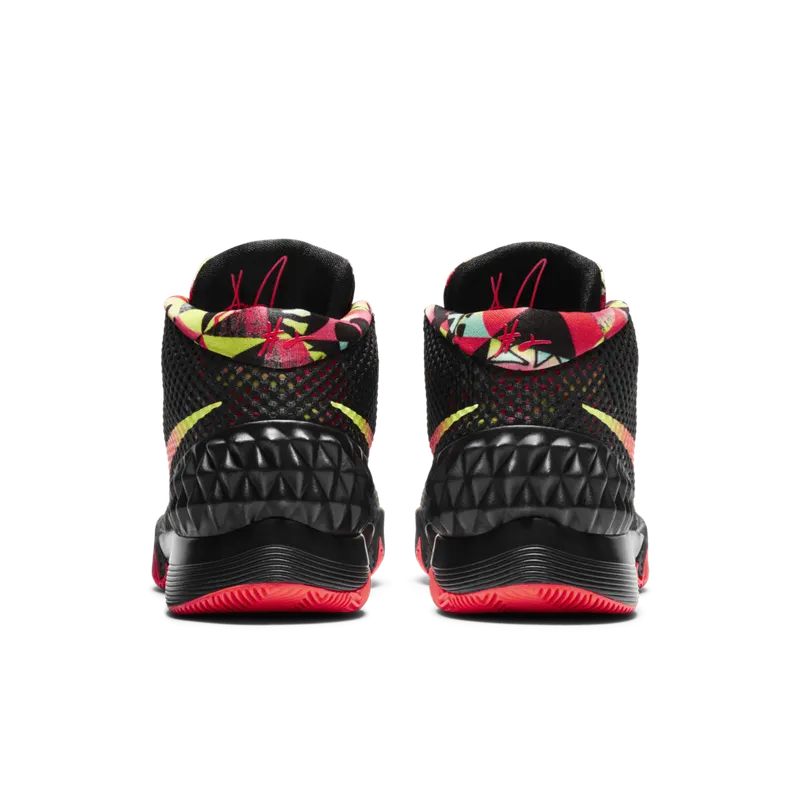 Nike Kyrie 1 Dream Black/White-Bright Crimson-Anthracite (705277-016)