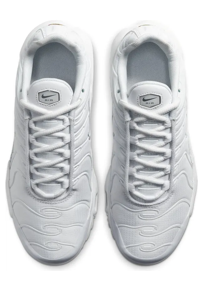 nike-air-max CW7044-100