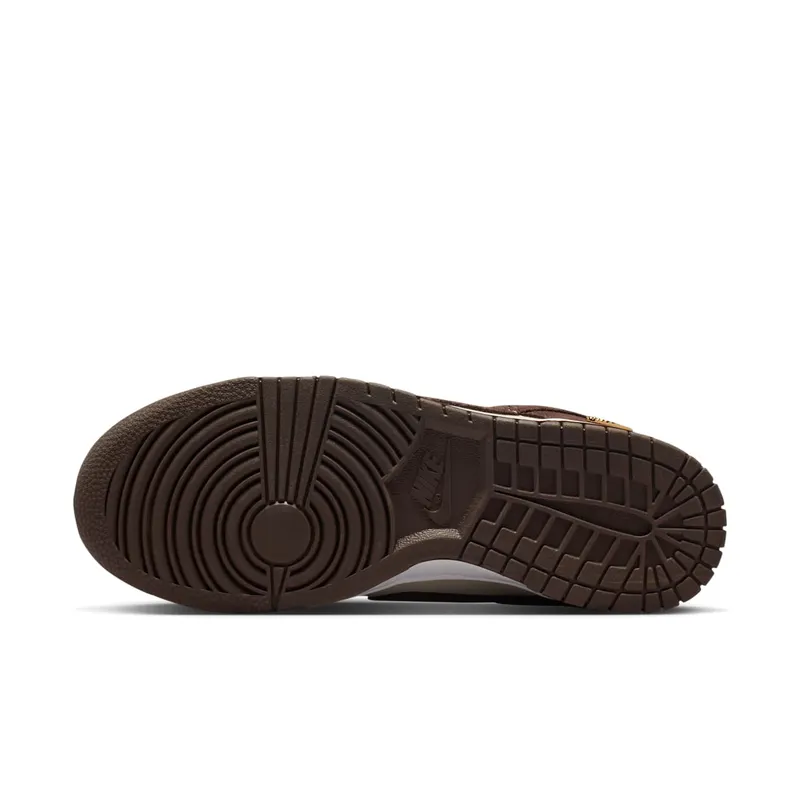 Nike Dunk Low Suede “Light Orewood Brown / Baroque Brown / White” (IO4244-102)