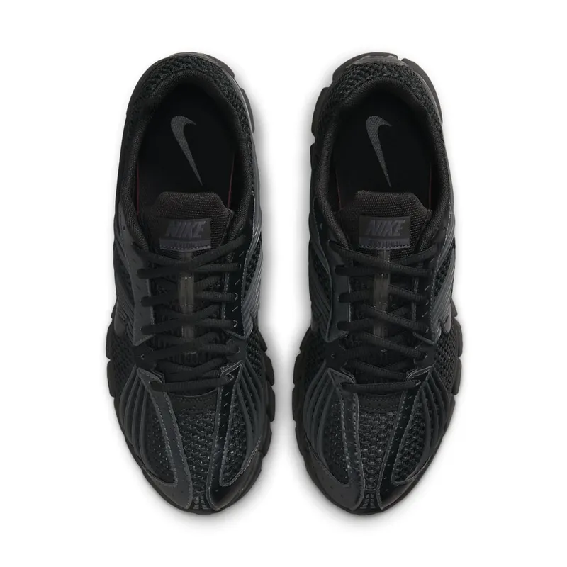 Nike Zoom Skylon 11 – “Black / Black” (IU1869-002)
