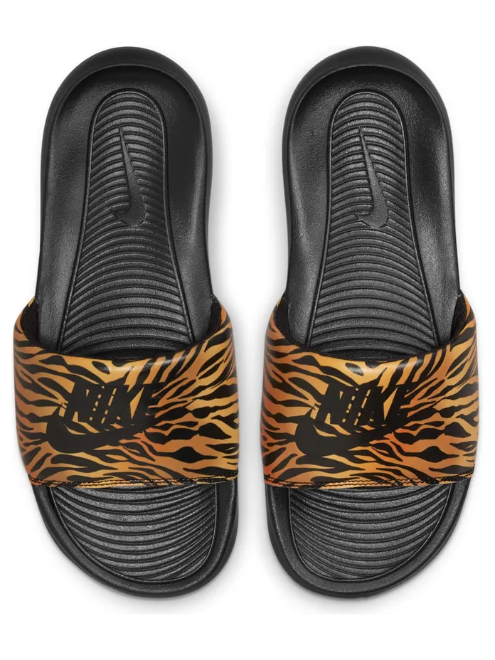 nike-slippers CN9676-010