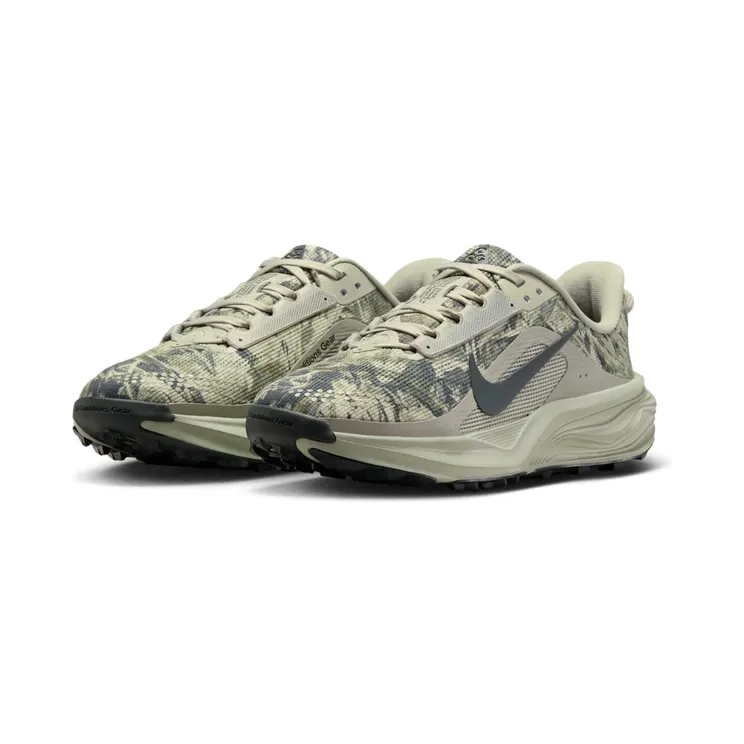 nike-air-pegasus IH2305-302