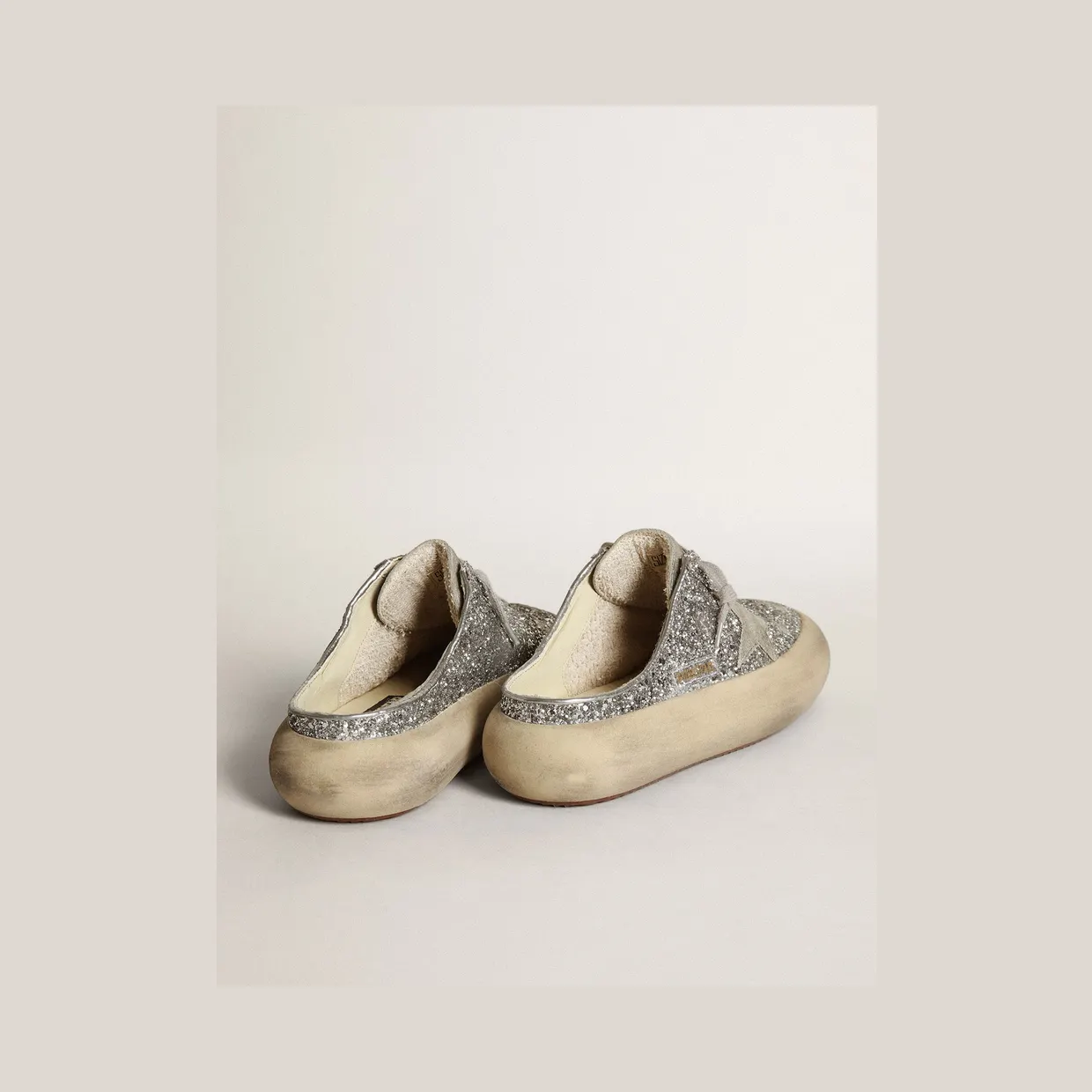 Golden Goose Space-Star Sabot In Glitter With Ice-Gray Star And Tab (GWF00383.F003332.70100) (5)