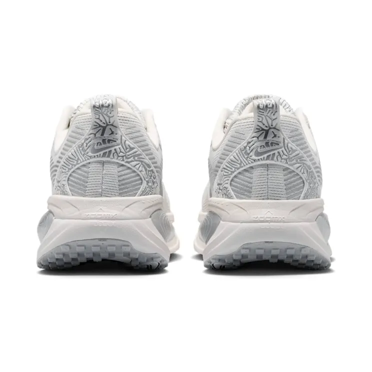 nike-vomero-18 IM8330-001