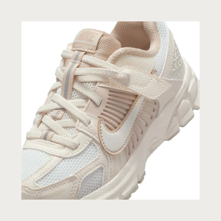 nike-vomero HF6999-106