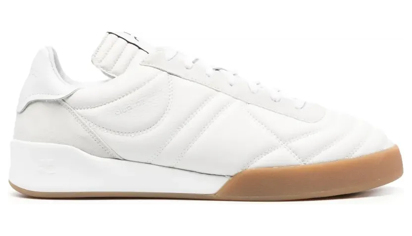Courrèges Klassische “White” (123SCS077CR0023)