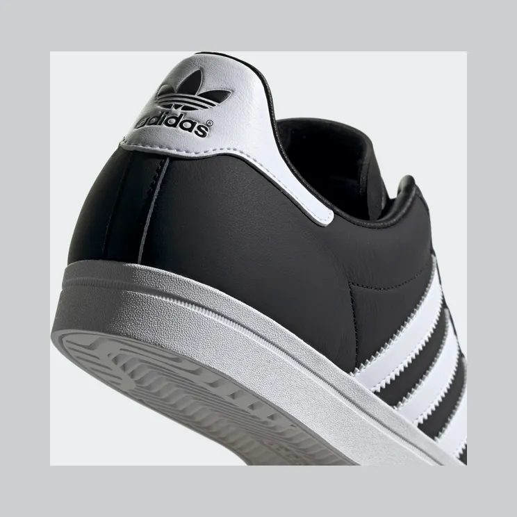 adidas-coast-star EE8901