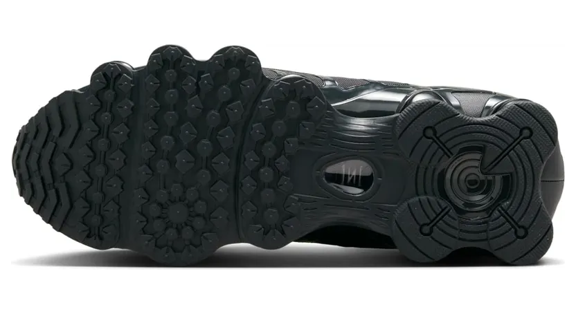 nike-shox IB7704-001