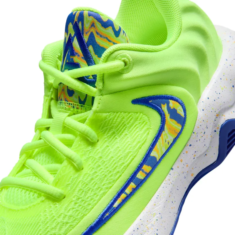 nike-giannis-immortality IQ0818-700